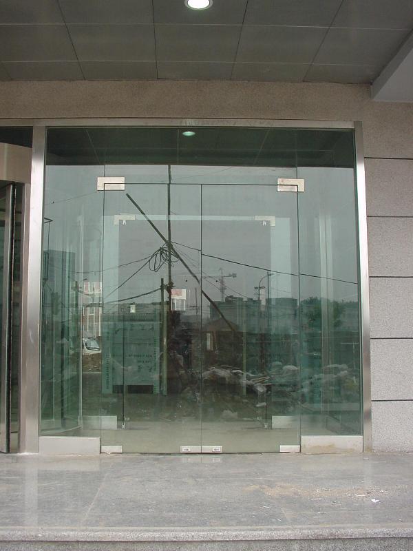 青阳玻璃门图片