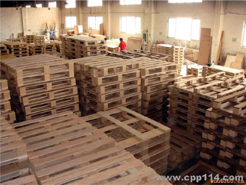 供应木质包装箱厂家木托盘厂家 批发价格厂家