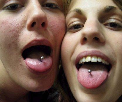 舌钉穿舌洞分舌青岛那里可以穿舌钉批发