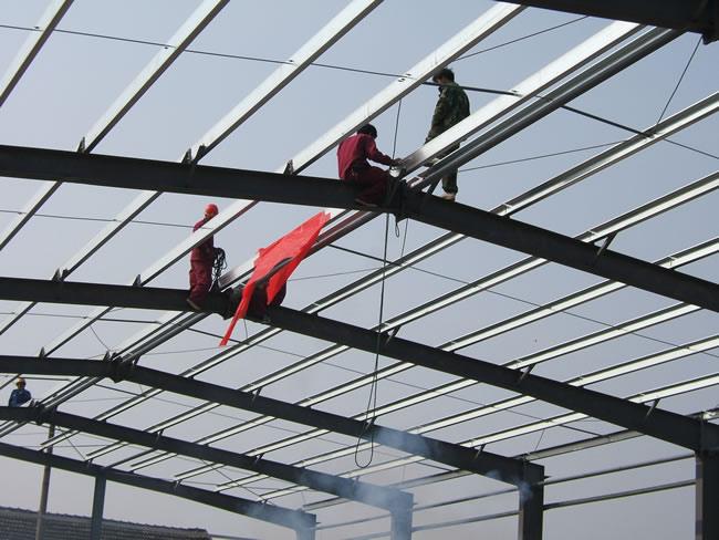 供应钢结构工程 建筑钢结构工程技术 钢结构网架屋面图片