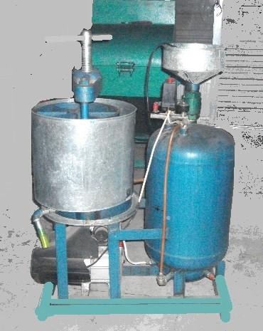 供应气压滤油机；真空滤油机；离心滤油机；山东滤油机价格低