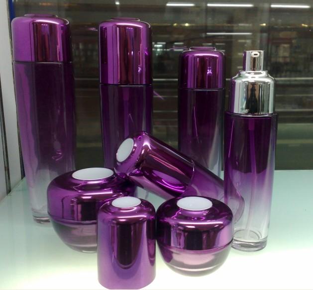 供应玻璃瓶Y93，化妆品套装瓶