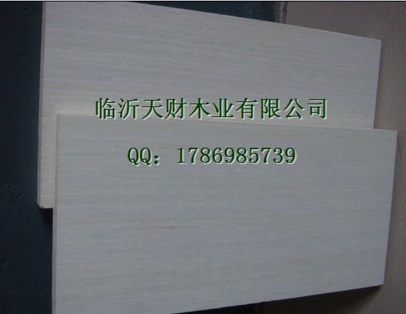 百特专业提供漂白杨木，杨木原色贴面胶合板漂白杨木2