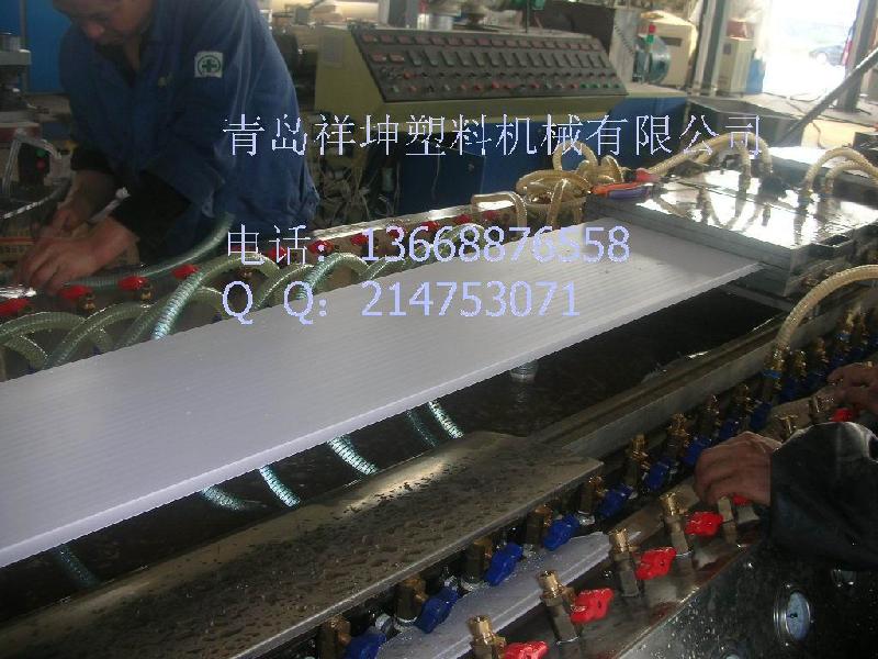 供应PVC扣板生产线PVC扣板生产设备首选祥坤图片