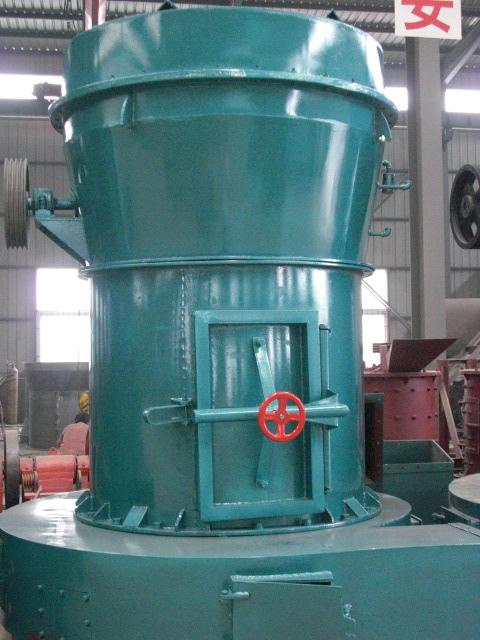 郑州市小型辊式磨粉机厂家供应小型辊式磨粉机_超细雷蒙磨粉机