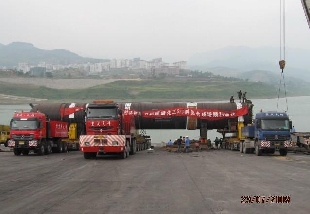 供应重庆两江四岸码头机械或人工装卸，大型设备吊装、大型设备人工卸船图片