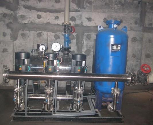 供应广西钦州欧莱二次加压变频供水设备，全自动变频供水新设备图片