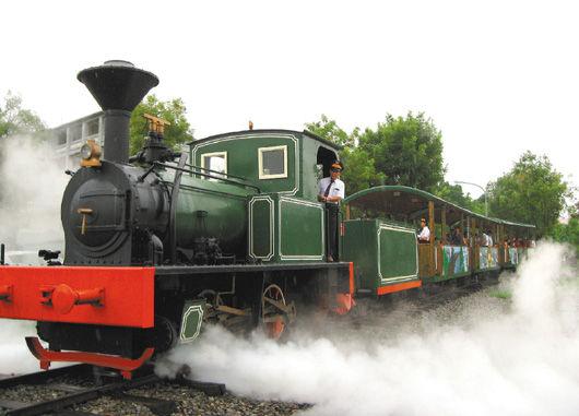 蒸汽机车、老式火车头再造