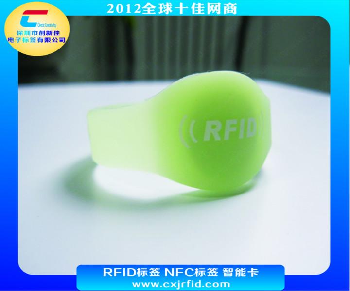 供应RFID硅胶手腕带  NFC一次性手腕带
