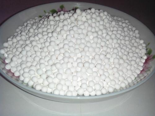供应活性氧化铝球干燥剂价格多少钱一吨！！