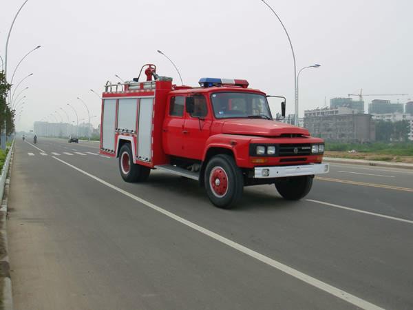 供应东风140尖头3立方水罐消防车