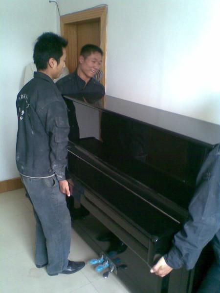 广州专业钢琴搬运  广州越秀区搬家公司   广州大众搬屋公司图片