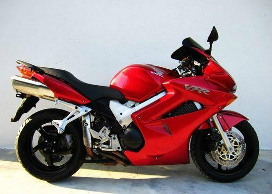 特价销售本田VFR800摩托车 最新款本田摩托车图片