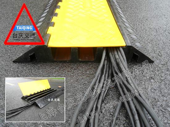供应重庆电缆保护板武汉橡胶过线槽