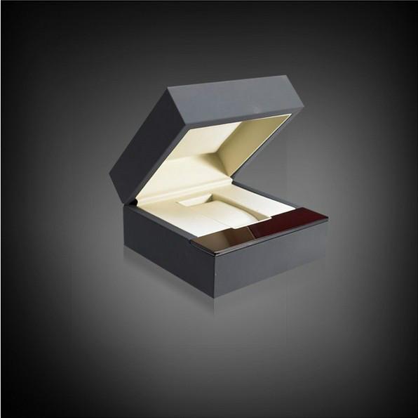 供应高密度板喷漆金币盒 厂家定做高密度板红木纹金币盒 纪念币木盒