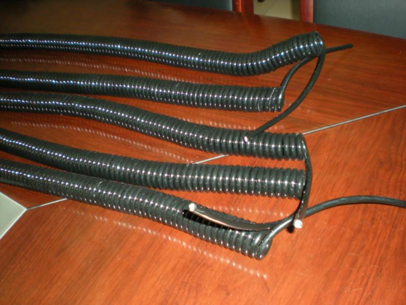 供应北京8芯0.5平方螺旋电缆耐油耐磨耐寒聚氨酯护套