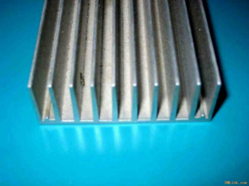北京生产高精难散热器铝合金型材批发