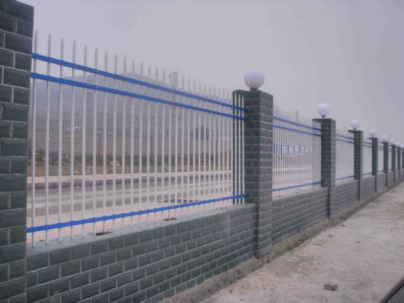 北京锌钢护栏专业生产批发