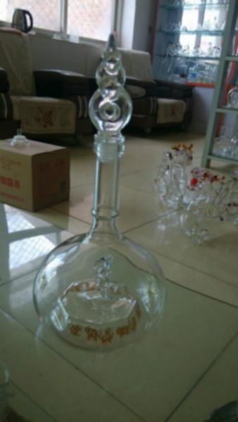 供应西风酒瓶工艺玻璃瓶，玻璃酒瓶价格，工艺酒瓶