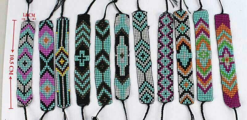 供应用于腰带订珠编织的上海手工钩珠生产厂家手工编织珠