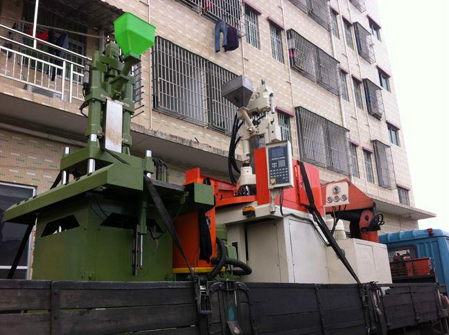 深圳市台湾今机双滑板65T立式注塑机厂家