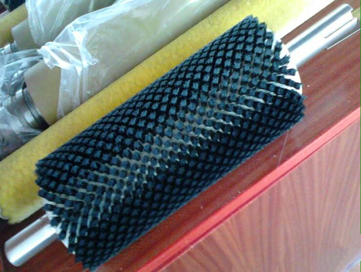 供应毛刷辊尼龙丝毛刷辊 剑麻丝毛刷辊 工业清洗机毛刷辊 可来图定制