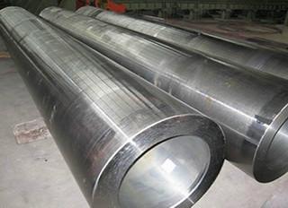 上海重宝15crmog现货供应，15CrMo钢是电力工业中广泛使用的钢种，在500℃-550℃使用具有较高的热强性能。