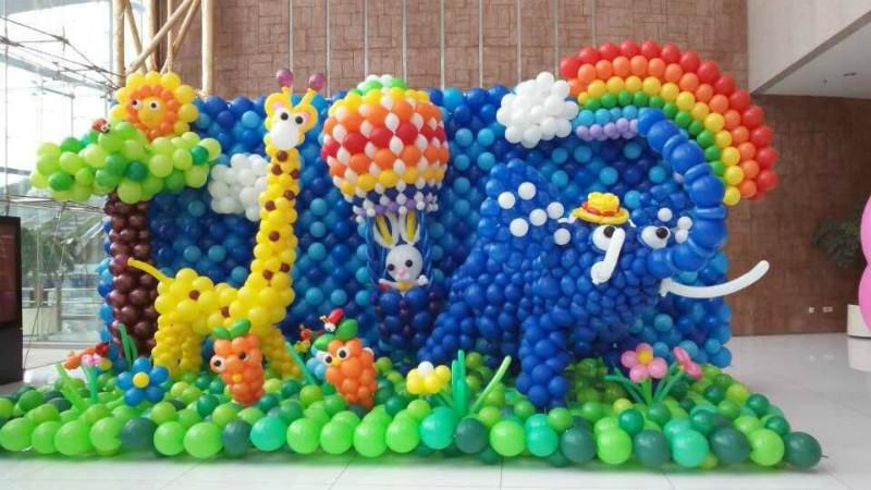 供应春节气球装饰气球布置