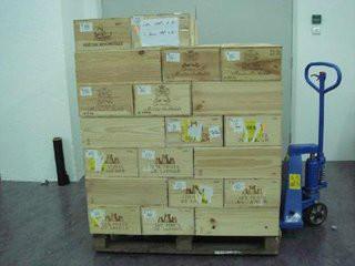 澳洲红酒进口报关公司，澳洲红酒香港整柜进口运输图片