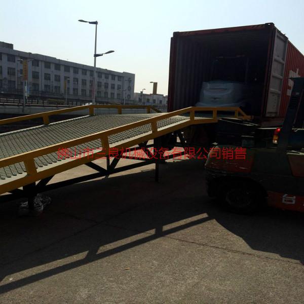 供应惠州10m10吨移动液压式登车桥厂家批发图片