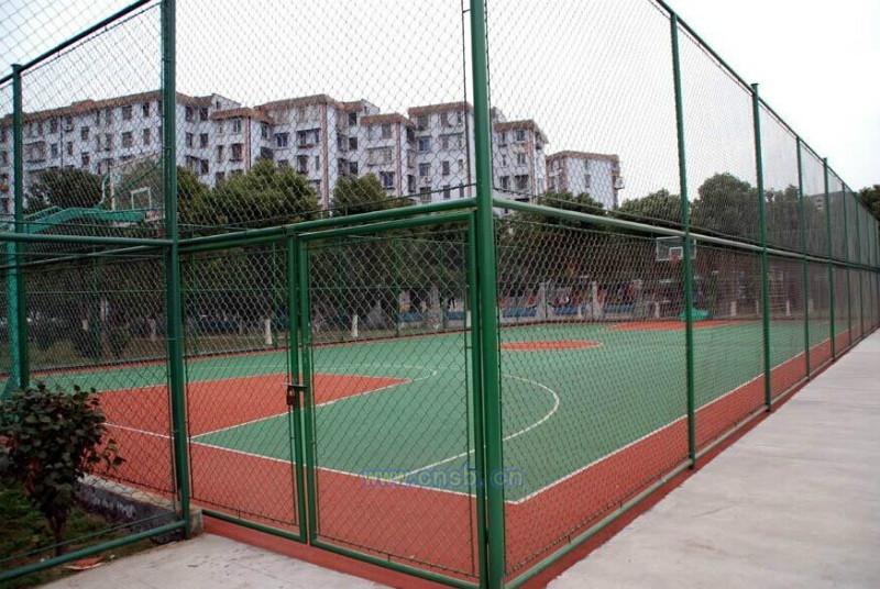 足球护栏网球场围栏网学校操场围栏供应足球护栏网球场围栏网学校操场围栏