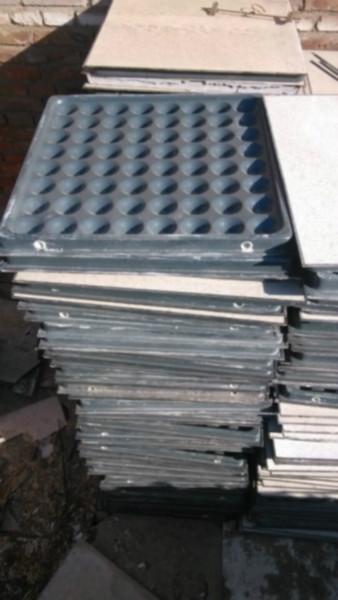 供应北京回收防静电地板回收瓷砖，回收大理石，回收木地板一切铺地砖都要图片
