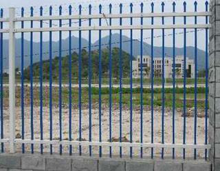 供应锌钢护栏铸铁护栏护栏网价格
