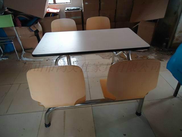 供应不锈钢连体餐桌椅/弯木连体餐桌椅/餐桌椅厂家生产