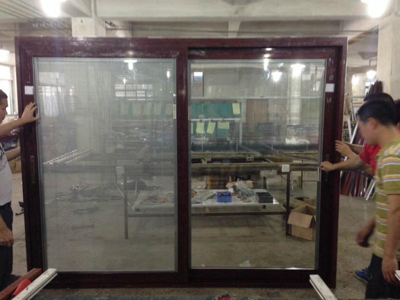 玻璃雨棚安装东城区雨棚安装 玻璃雨棚 车库雨棚安装厂家图片