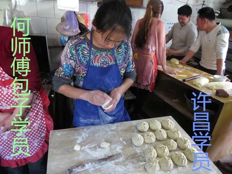 供应用于早餐土家酱香饼技术郑州那里教的好手抓饼的做法