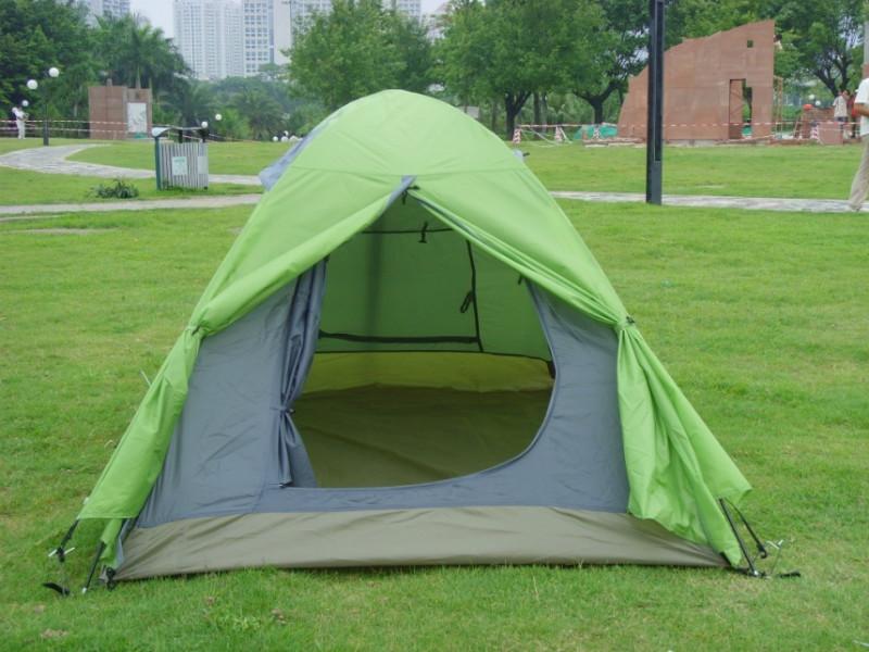 供应帐篷批发户外野营帐篷双人旅游帐篷野营帐篷双层防暴雨帐篷图片
