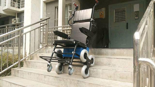 电动爬楼轮椅全折叠星轮电动轮椅供应电动爬楼轮椅全折叠星轮电动轮椅