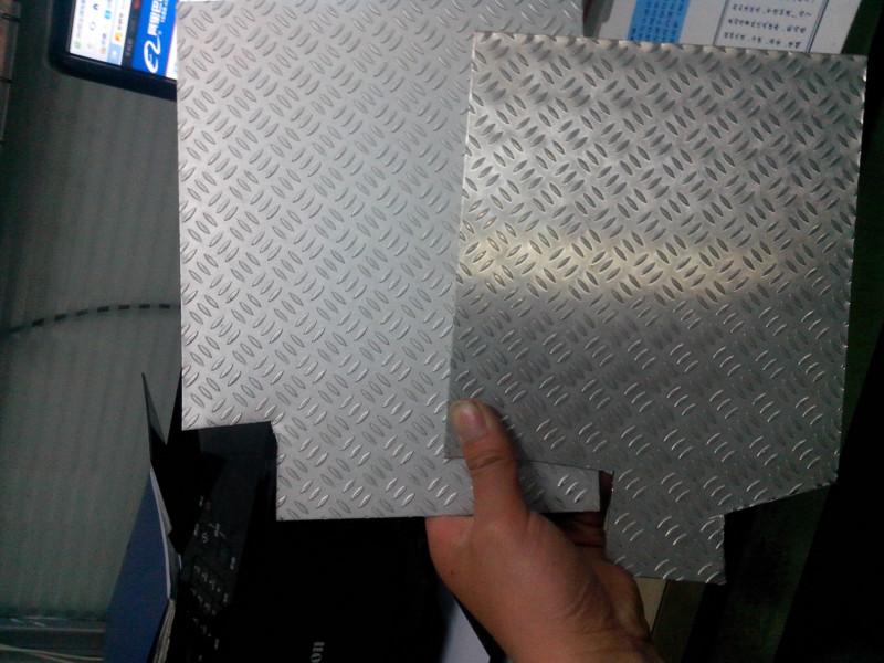 供应花纹铝板密度如花纹铝板密度如何计算 宏达金属全方位解决您的难题